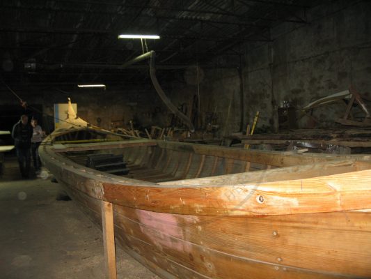 Traditional boat building in Gafanha da Encarnação, (Ilhavo municipality, Ria de Aveiro region)